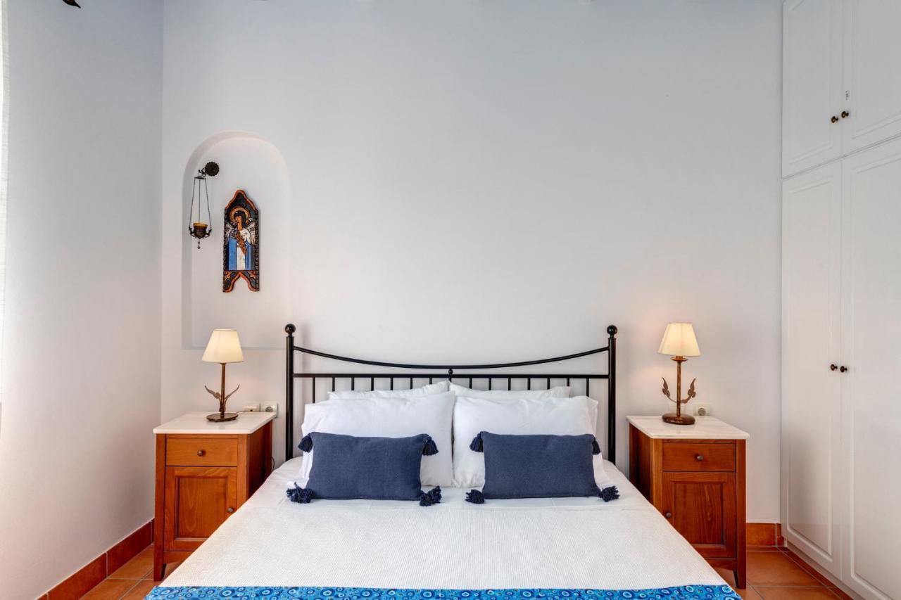 Cycladic Aura - Traditional Holiday Cottage Finikas  Exteriör bild